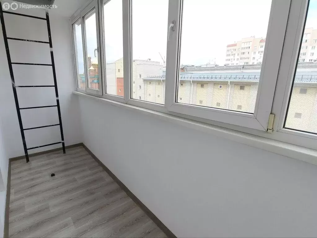 3-комнатная квартира: Барнаул, улица Островского, 43 (71.6 м) - Фото 0