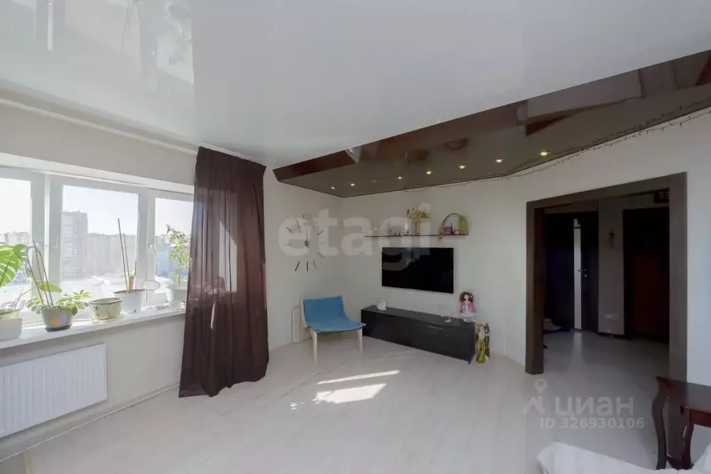 2-к кв. Тюменская область, Тюмень Широтная ул., 209 (80.4 м) - Фото 1