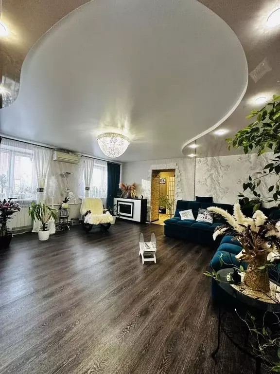 3-к кв. Омская область, Омск ул. 5-я Кордная, 13А (82.0 м) - Фото 1