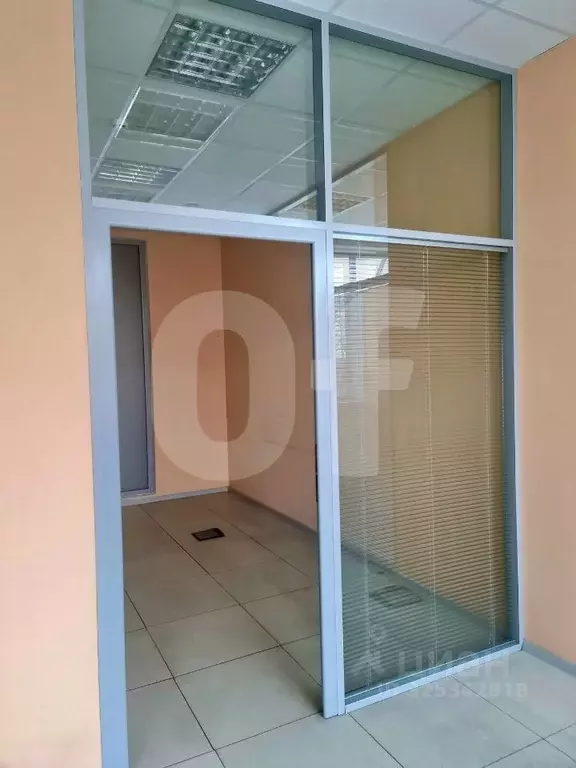 Офис в Московская область, Химки городской округ, д. Дубровки ул. ... - Фото 1