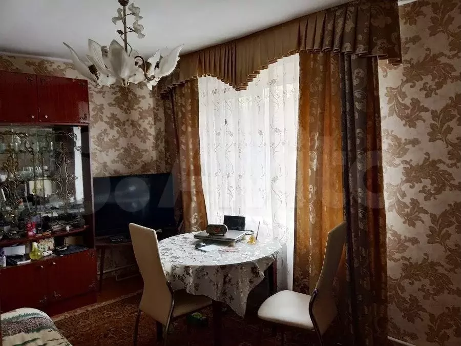 4-к. квартира, 72 м, 1/1 эт. - Фото 1