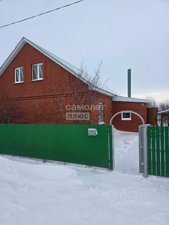 Дом в Башкортостан, Уфимский район, Михайловский сельсовет, д. ... - Фото 1
