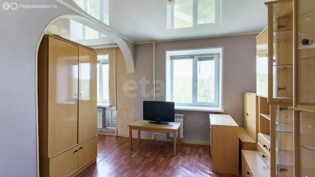 1-комнатная квартира: Тюмень, микрорайон Тарманы, улица Малышева, 18 ... - Фото 2