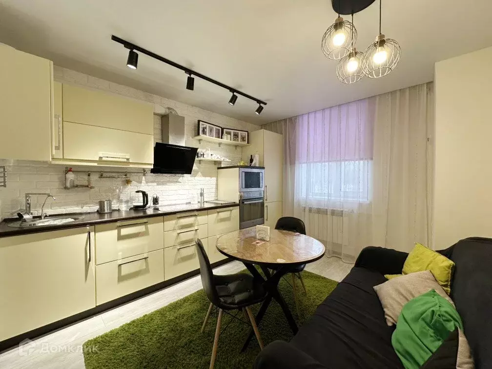 Продаётся 2-к квартира, 50.2 м - Фото 0