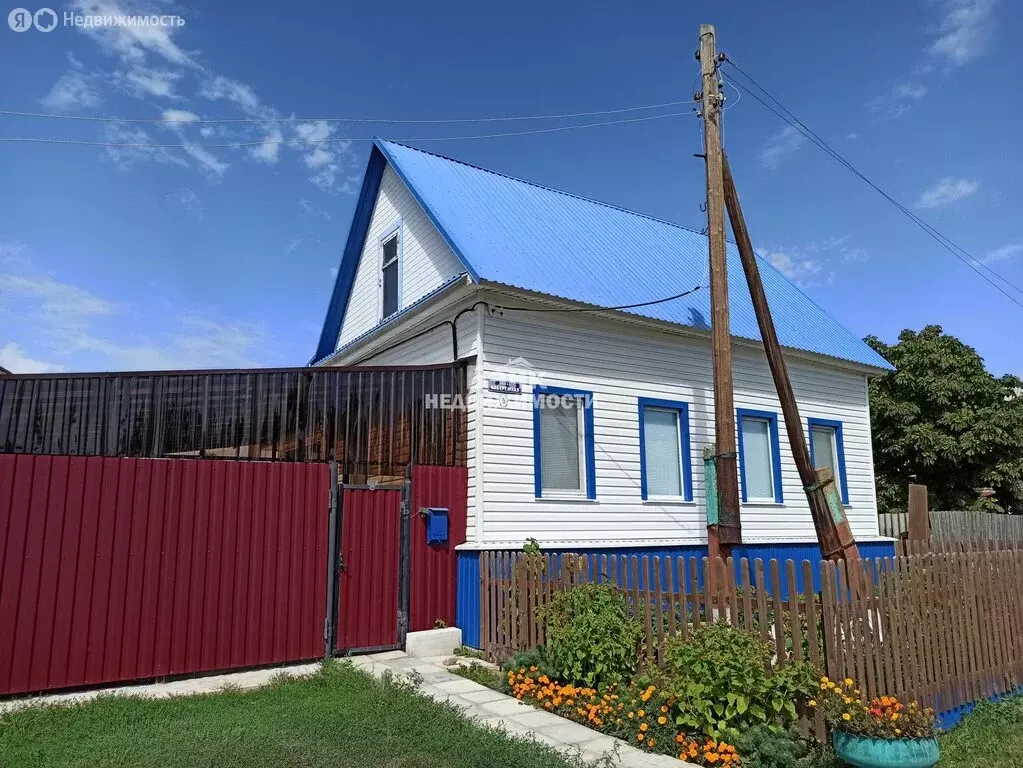 Дом в Терсинское муниципальное образование, село Девичьи Горки, ... - Фото 1