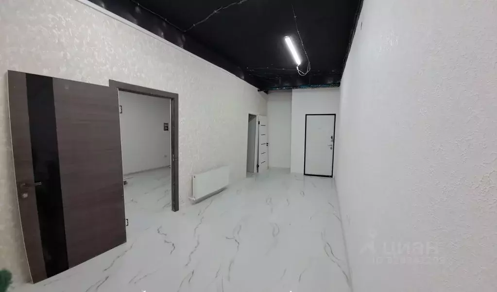 Офис в Крым, Симферополь ул. Первомайская, 4А (30 м) - Фото 2