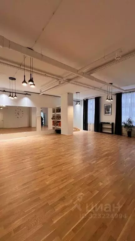 Помещение свободного назначения в Санкт-Петербург ул. Есенина, 1к1 ... - Фото 1