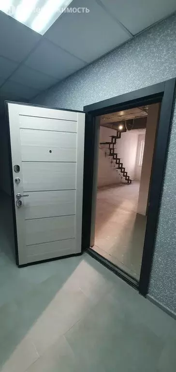 2-комнатная квартира: село Мысхако, Шоссейная улица, 27 (60 м) - Фото 2