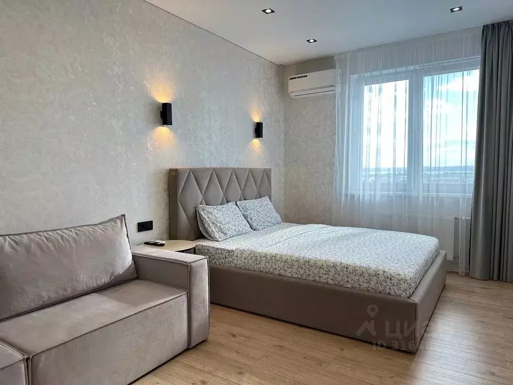 2-к кв. Татарстан, Казань ул. Вишневского, 61А (60.0 м) - Фото 0