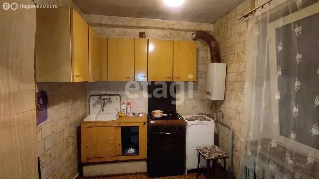 2-комнатная квартира: Сыктывкар, улица Димитрова, 4 (44.6 м) - Фото 0