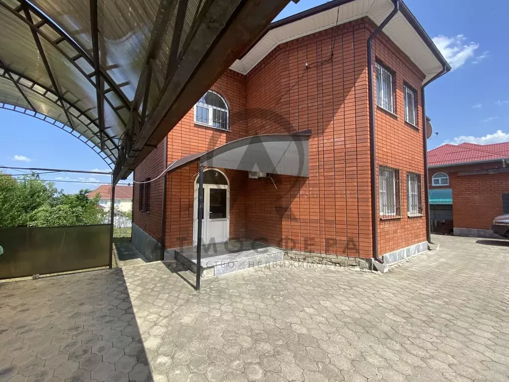 Дом в Краснодарский край, Апшеронский район, Нефтегорское городское ... - Фото 1