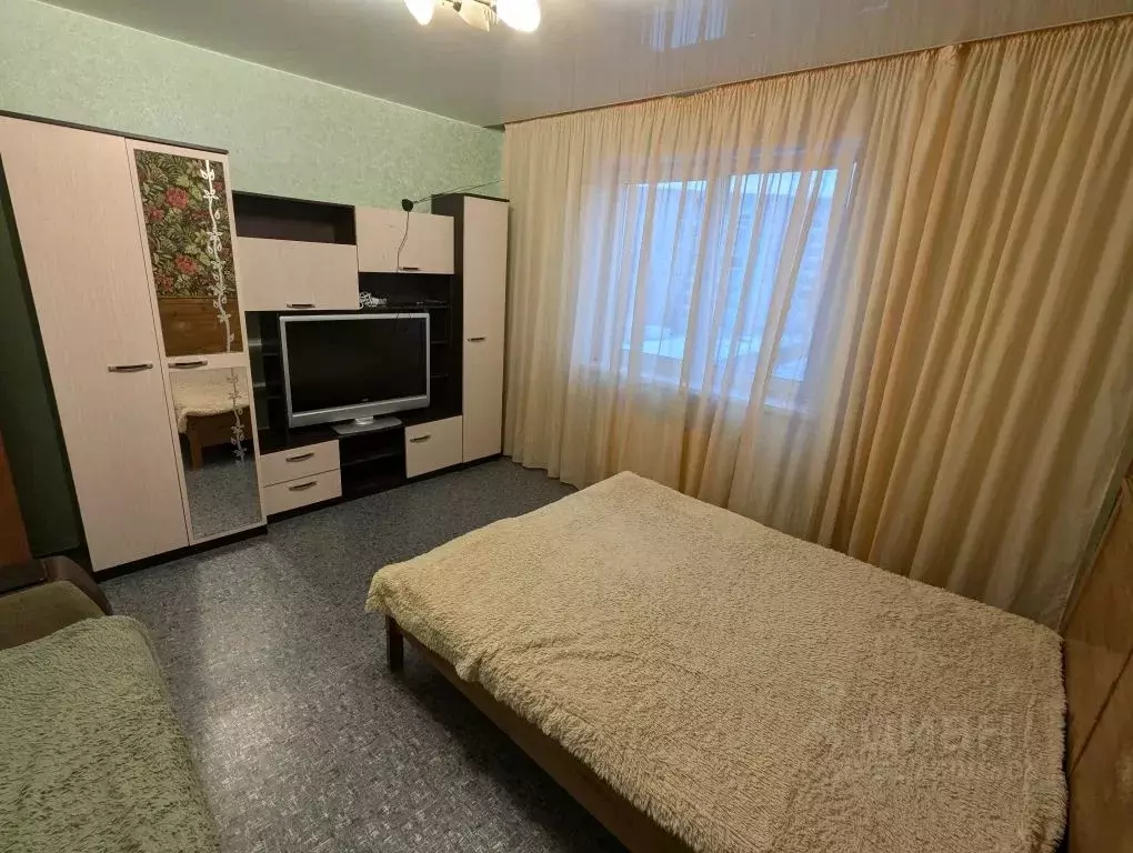 2-к кв. Тюменская область, Тюмень ул. Бакинских Комиссаров, 3к1 (56.0 ... - Фото 0
