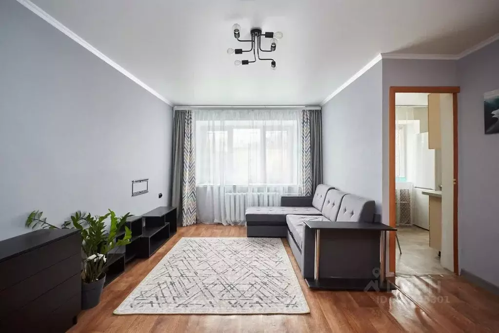 2-к кв. Тюменская область, Тюмень ул. Республики, 176 (43.0 м) - Фото 1