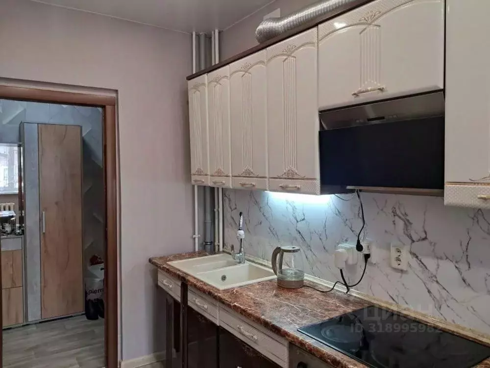 2-к кв. Иркутская область, Иркутск Радужный мкр, ул. Белобородова, 8/3 ... - Фото 0