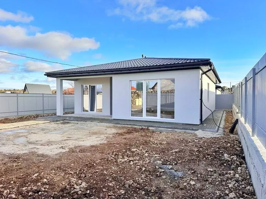 Дом в Севастополь СНТ Биолог ТСН, 74 (120 м) - Фото 1