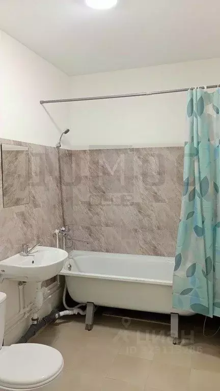 Студия Свердловская область, Екатеринбург бул. Золотистый, 17 (32.2 м) - Фото 1