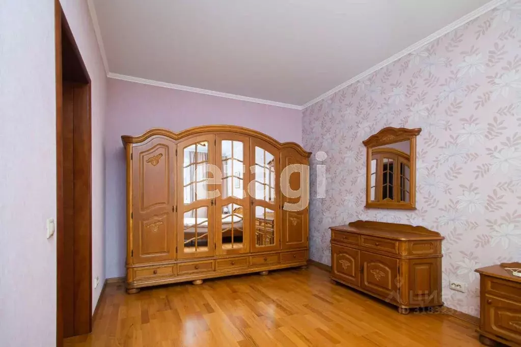 3-к кв. Ульяновская область, Ульяновск пер. 2-й Мира, 26 (100.0 м) - Фото 1