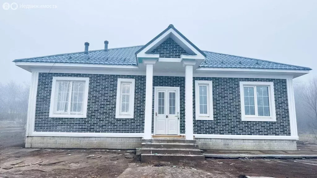 Дом в Оренбургский район, посёлок Соловьёвка (125 м) - Фото 1