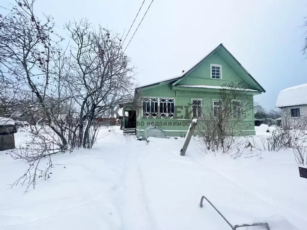 Семрино дома. Гатчинский.район.поселок.Семрино. Семрино Ленинградская область. Деревня Медведково Парфинский район. Деревня городок Новгородская область Парфинский район.