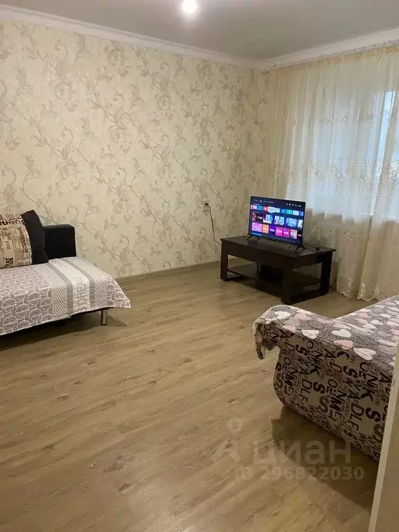2-к кв. Ставропольский край, Кисловодск ул. Чайковского, 38 (55.0 м) - Фото 1