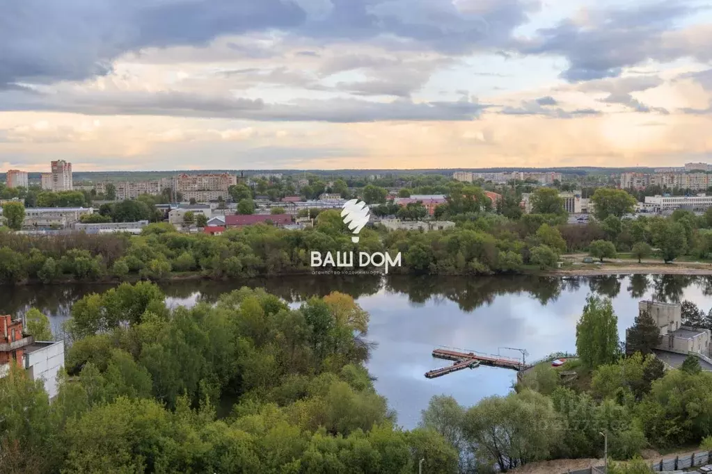2-к кв. Брянская область, Брянск ул. Комарова, 51 (62.3 м) - Фото 1