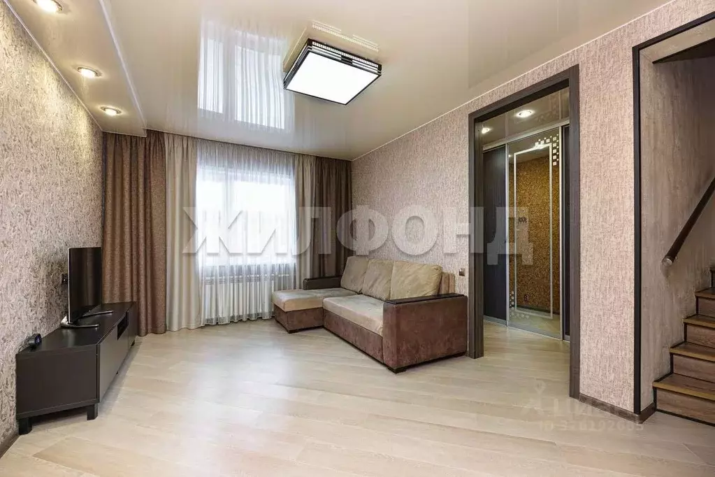 Таунхаус в Новосибирская область, Новосибирский район, с. Толмачево ... - Фото 1