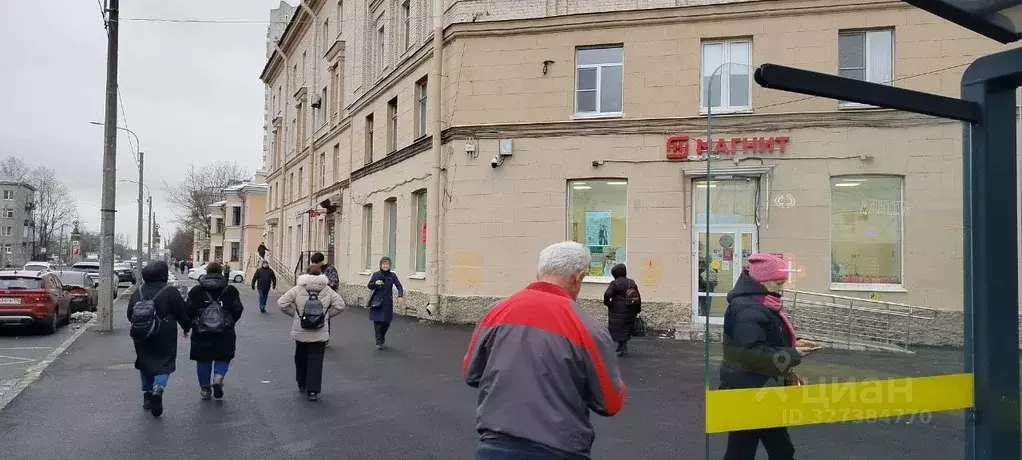 Торговая площадь в Санкт-Петербург ул. Коммуны, 58 (50 м) - Фото 2