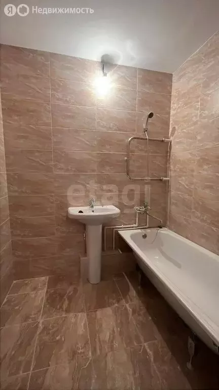 2-комнатная квартира: Клин, Профсоюзная улица, 21/32 (60.5 м) - Фото 2