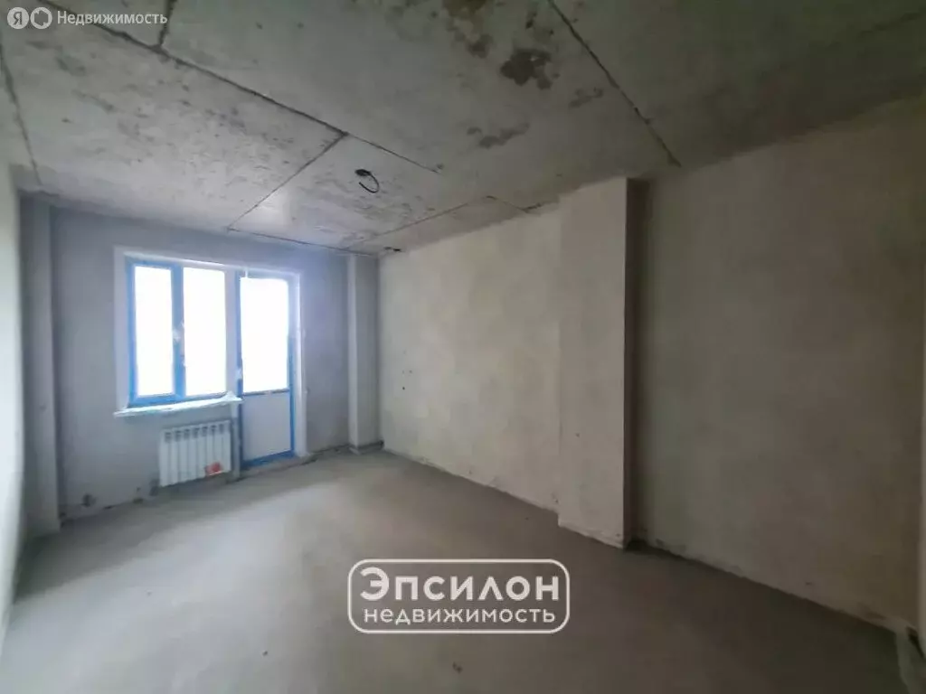 2-комнатная квартира: Курск, 2-я Агрегатная улица, 57А (71.96 м) - Фото 1