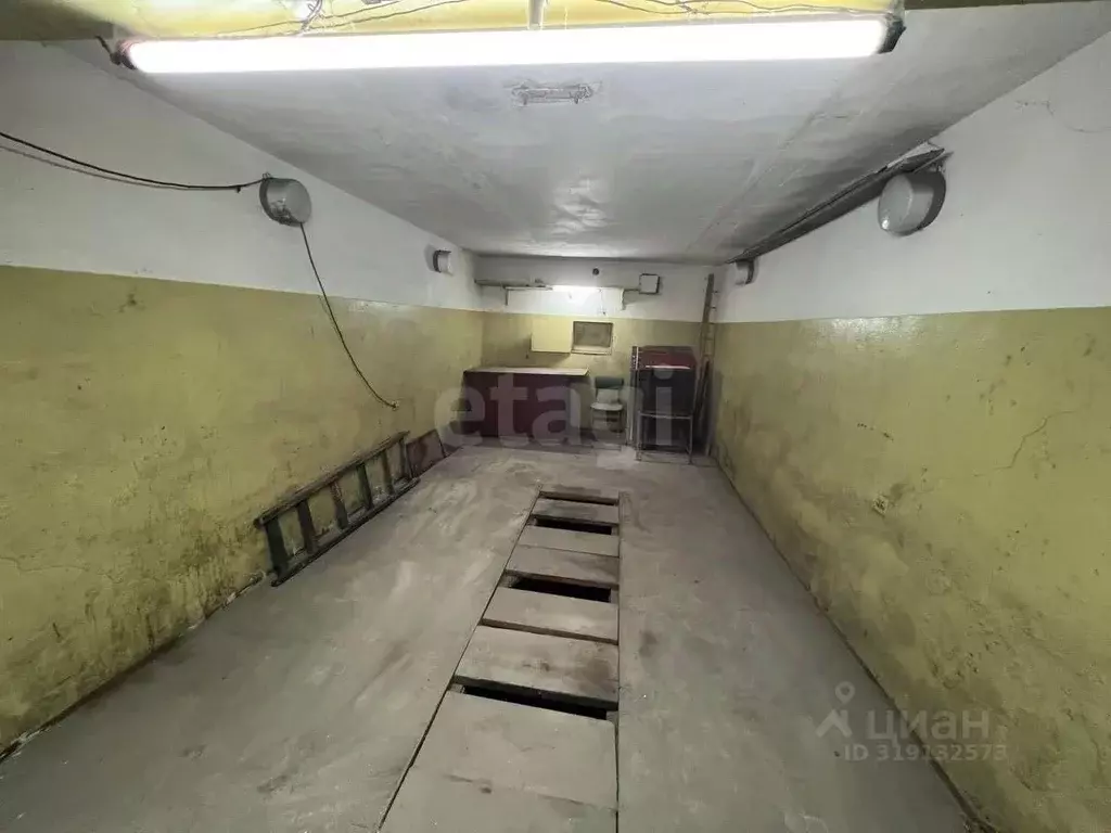 Гараж в Воронежская область, Воронеж ул. 9 Января, 260 (33 м) - Фото 0