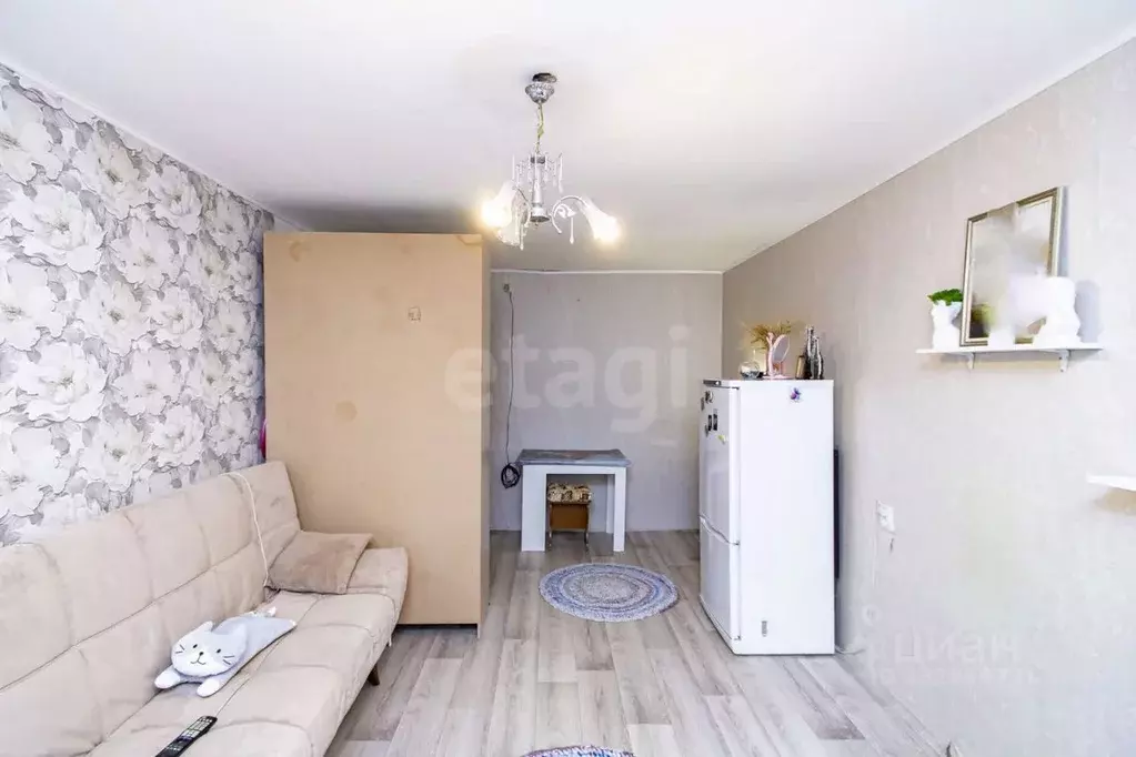Комната Тюменская область, Тюмень ул. Республики, 214 (18.0 м) - Фото 1