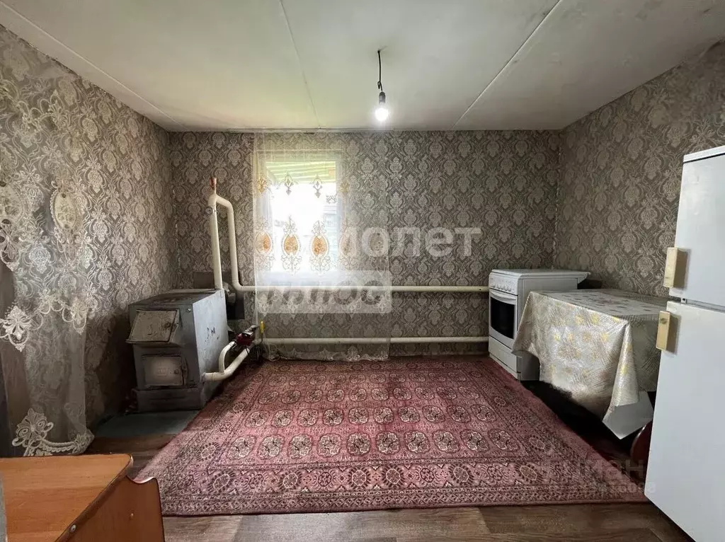 Дом в Алтайский край, Бийск ул. Красильникова (40 м) - Фото 1