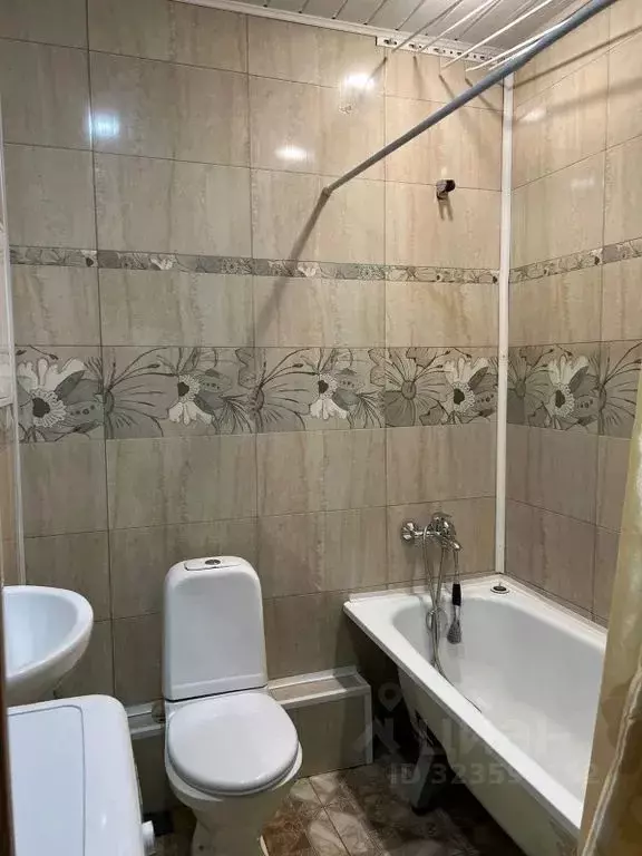 1-к кв. Новгородская область, Великий Новгород наб. Колмовская, 87 ... - Фото 2