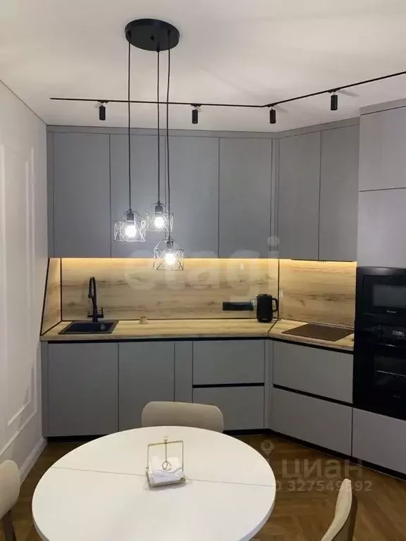 1-к кв. Тюменская область, Тюмень ул. Василия Подшибякина, 11 (54.77 ... - Фото 1