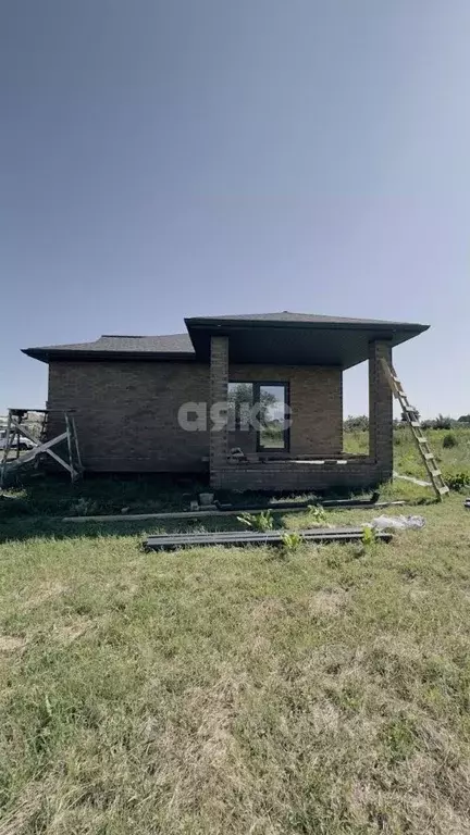Дом в Краснодарский край, Кореновск Крестьянская ул., 24 (93 м) - Фото 1