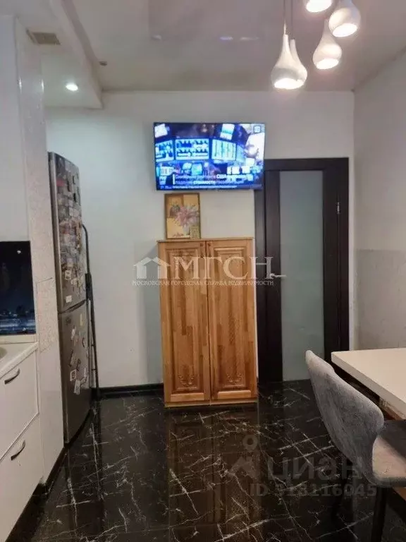 2-к кв. Москва ул. Дыбенко, 36К3 (53.9 м) - Фото 0