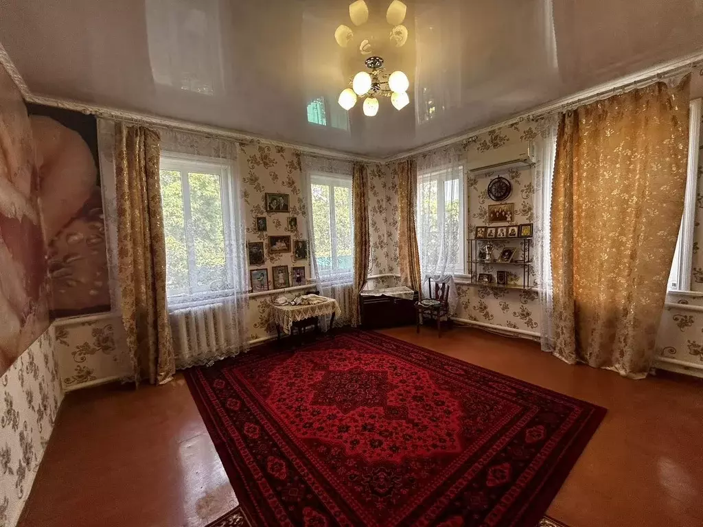 Дом в Краснодарский край, Лабинск Братская ул., 132 (80 м) - Фото 1