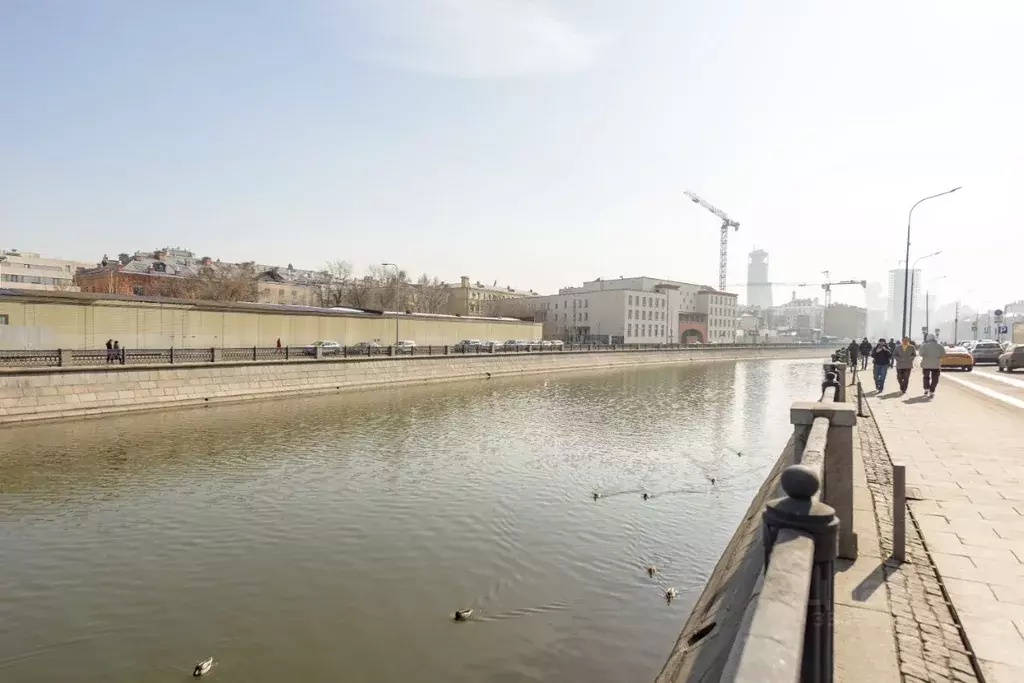 Офис в Москва Озерковская наб., 22/24С1 (20 м) - Фото 2