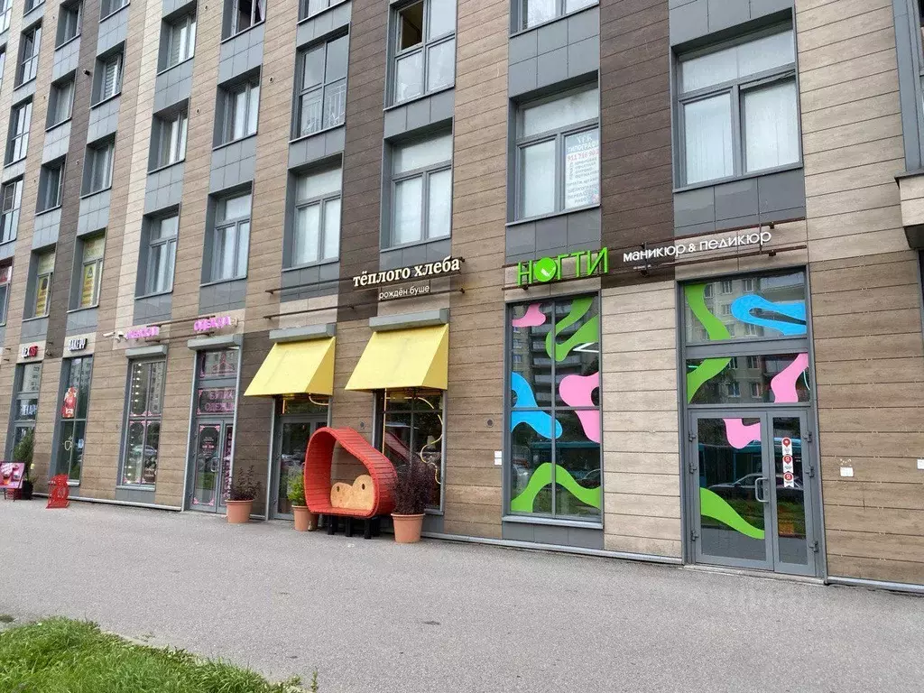 Торговая площадь в Санкт-Петербург просп. Просвещения, 15 (54 м) - Фото 1