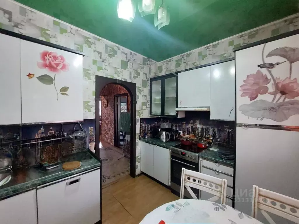 3-к кв. Алтай, Горно-Алтайск ул. Григория Чорос-Гуркина, 35 (78.0 м) - Фото 1