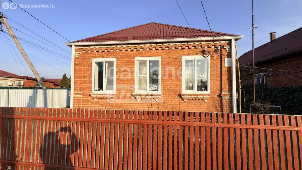 Дом в Тимашевск, улица Дзержинского (100 м) - Фото 1