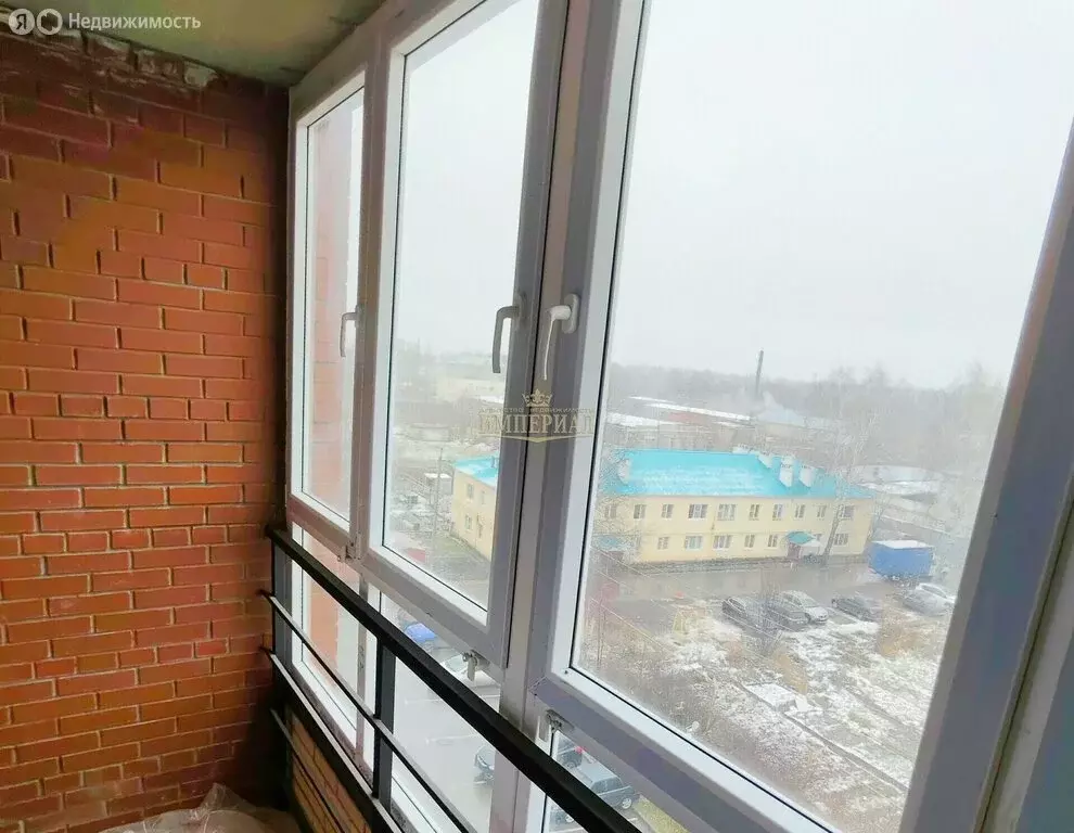 1-комнатная квартира: посёлок городского типа Медведево, улица Ленина, ... - Фото 2