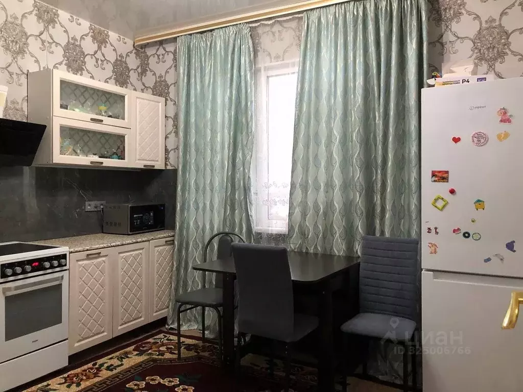 2-к кв. Ханты-Мансийский АО, Сургут ул. Замятинская, 7/2 (56.0 м) - Фото 2