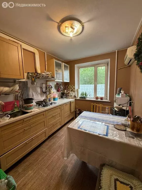 4-комнатная квартира: Хабаровск, улица Чехова, 4 (95.7 м) - Фото 1