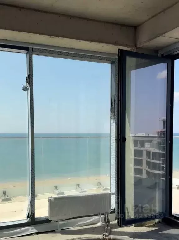 Студия Крым, Сакский район, Лесновское с/пос, с. Прибрежное ул. ... - Фото 1