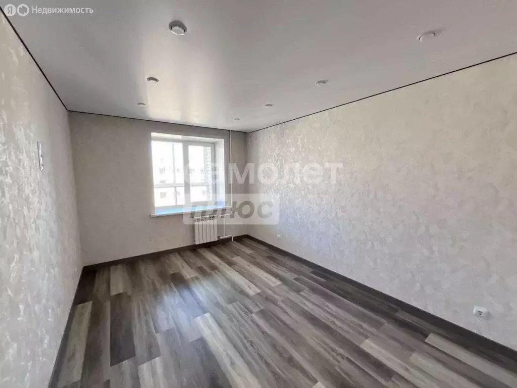 1-комнатная квартира: Чигири, улица Василенко, 5/2 (37.8 м) - Фото 2