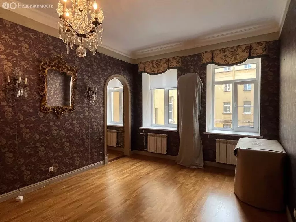 2-комнатная квартира: Санкт-Петербург, 8-я линия Васильевского ... - Фото 1