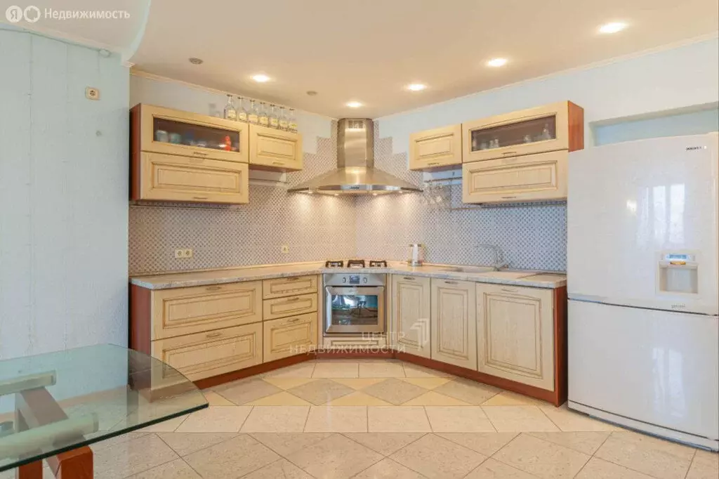 3-комнатная квартира: Казань, улица Аделя Кутуя, 46 (134.2 м) - Фото 1