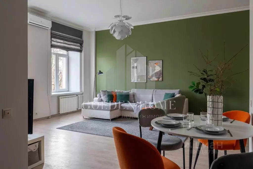 2-к кв. Санкт-Петербург 1-я Васильевского острова линия, 22 (60.0 м) - Фото 0