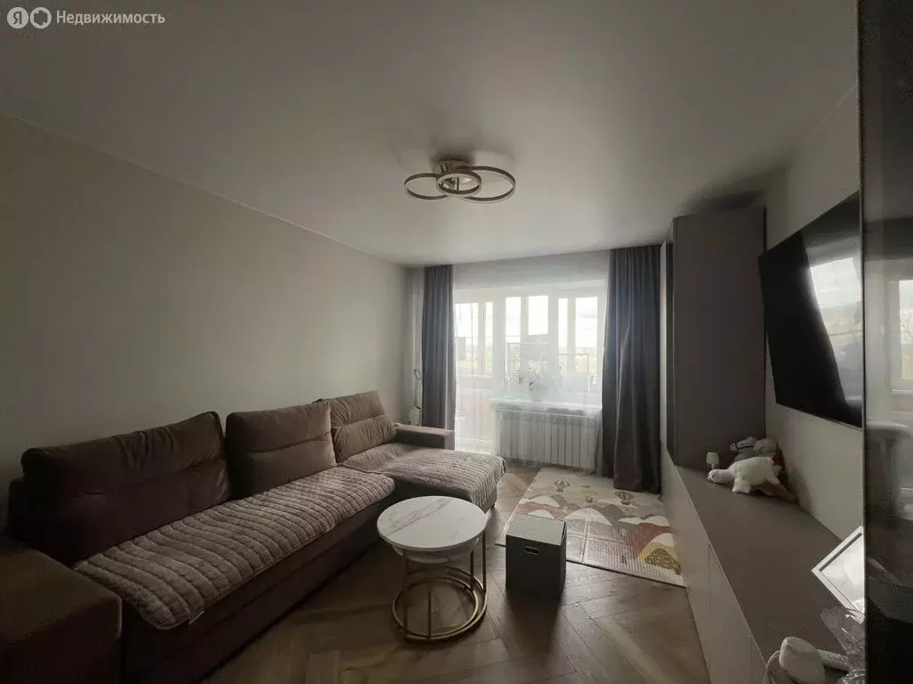 3-комнатная квартира: посёлок Камыши, 29 (58.6 м) - Фото 2